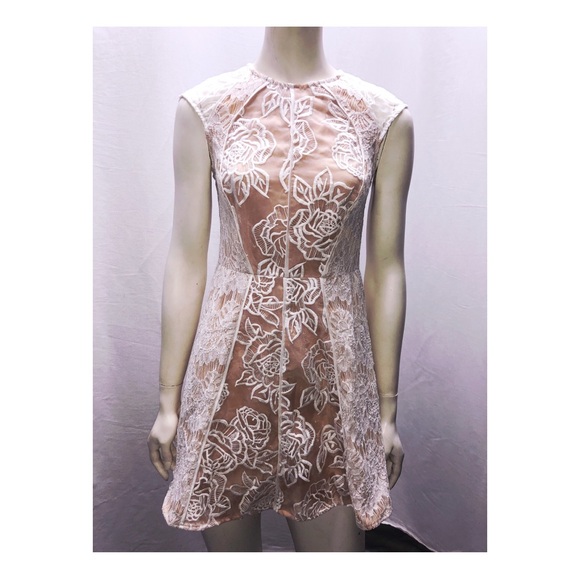 Stylestalker - Picture 2 of 4